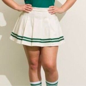 NWT Prince Green and White Pleated Skirt